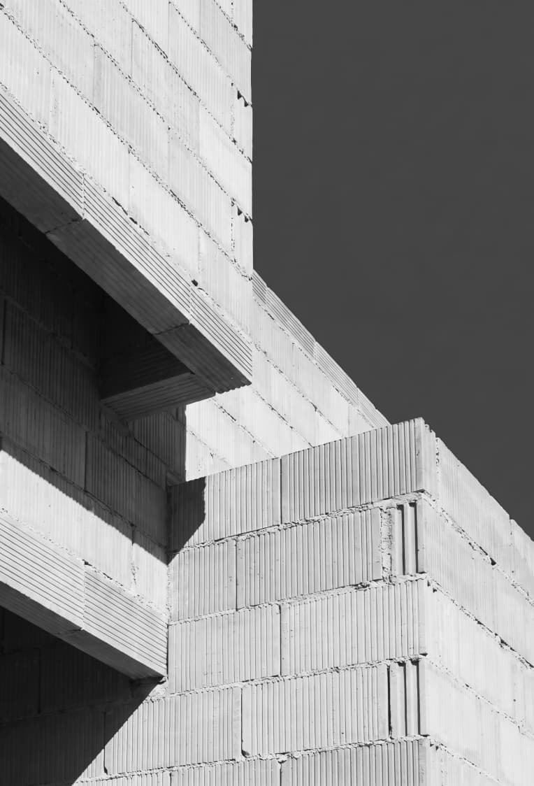 DKC Stavby Brno — Rodinné a bytové domy